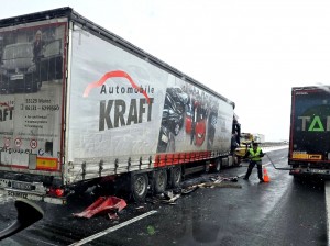 Accident A1 zona km 76 (1)