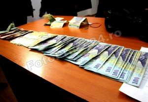 Anchetată-pentru-că-nu-a-restituit-banii