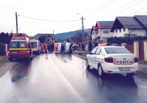 Autoutilitară răsturnat Lerești (3)