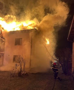 Incendiu Hârtiești (2)