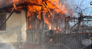 incendiu casa stolnici (1)