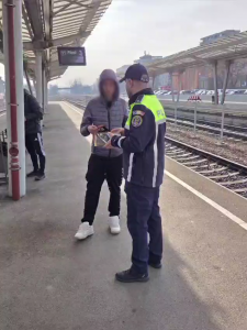 Gara Pitești, luată cu ,,asalt” de polițiști (1)