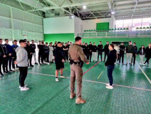 Studenți ai Academiei de Poliție (2)