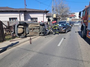 accident str zmeurei - pitesti (1)