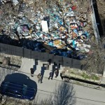 mizerie în curtea unui imobil pitesti (2)