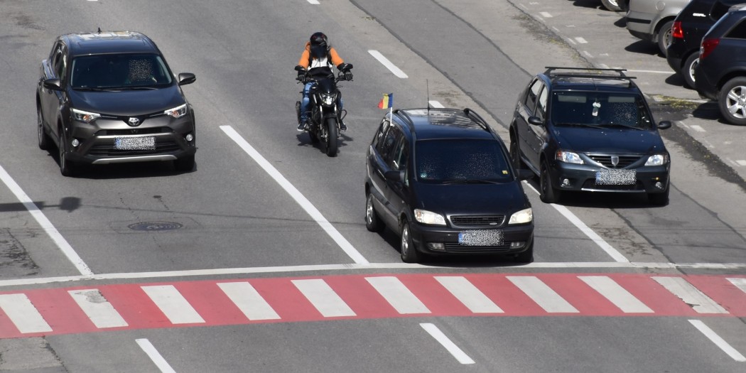 motociclist cu viteza excesiva