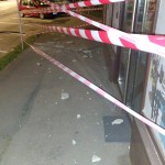 tencuiala cazuta bloc fratii golesti (6)