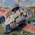 ATV a intrat într-un gard în orașul Costești (1)