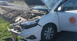 Autoturism intrat într-un cap de pod în comuna Morărești