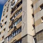 Copil căzut de la etajul 4 al unui bloc - Pitești, zona Nord (3)
