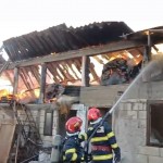 incendiu casa com buzoesti (2)