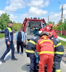accident moto cu auto costesti
