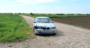 auto lovit de tren leordeni arges (1)