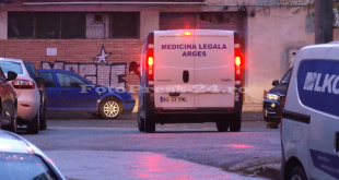 găsit decedat, în scara unui bloc