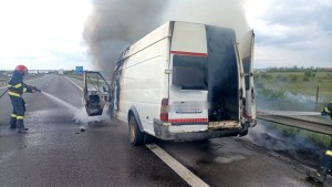 incendiu auto A1 (3)