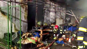 incendiu stand legume si fructe CNCD (1)